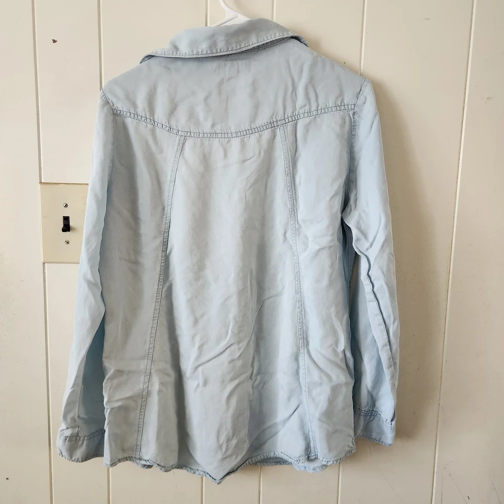 Thread & Supply Sky Blue Button Down Shirt Size M - Picture 4 of 4